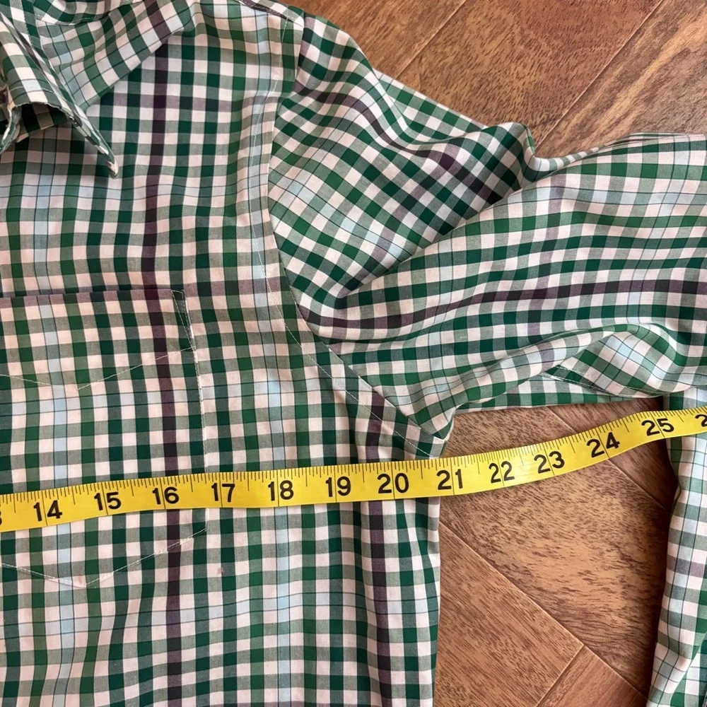 Banana Republic Mens Medium Green long sleeve Dress Shirt Button fall Work